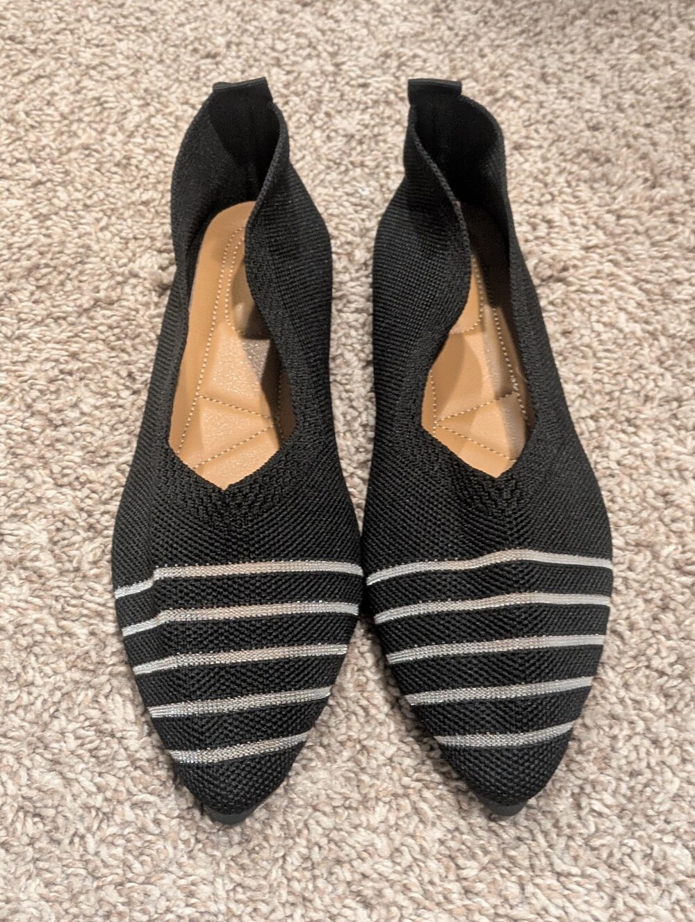 NWOT Black Pointed Toe Knit Flats with Silver Stripes - Women's Size 42 / 11.5